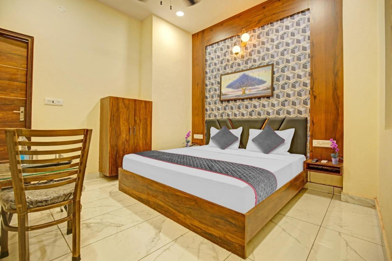 فندق Townhouse Sky لوديانا المظهر الخارجي الصورة