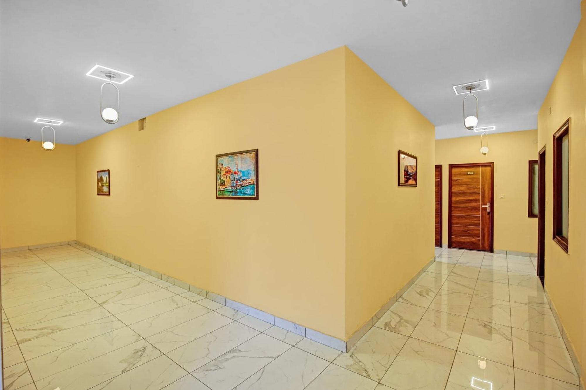 فندق Townhouse Sky لوديانا المظهر الخارجي الصورة
